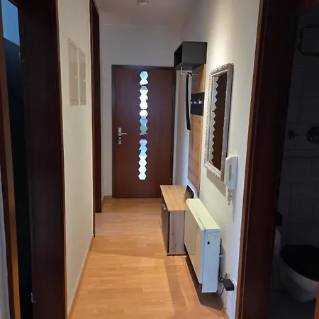 Skystay Modernes Messe&flughafen